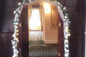 Tiz's Wedding Hire Artificial Flowers and Silk Flower Arrangements Profile 1