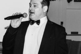 Adam Curto Hire Jazz Singer Profile 1