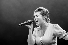 Harriet Jane Hire Jazz Singer Profile 1