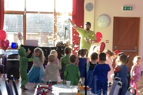 Simon Presents Children's Party Entertainers Profile 1