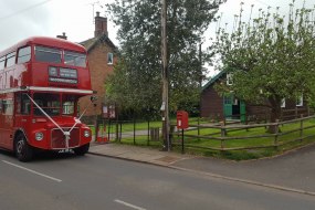 Wyvern Omnibus Red Bus Hire Profile 1