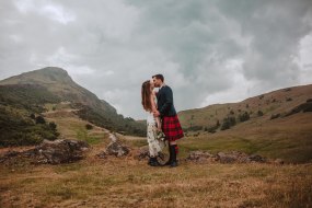 Paul Andrews Weddings | Wedding Photographer Edinburgh Hire a Portrait Photographer Profile 1