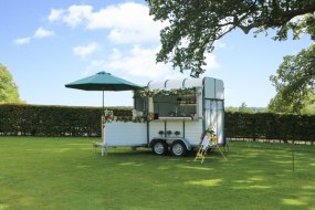 Clink & Drink Mobile Bars  Horsebox Bar Hire  Profile 1