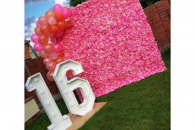 Popp Decor Flower Wall Hire Profile 1