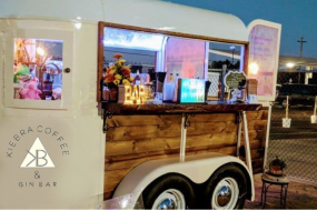 Kiebra Coffee and Gin Trailer  Horsebox Bar Hire  Profile 1