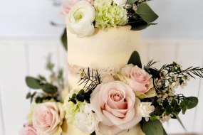 Backdrops and Buttercream Wedding Cakes Profile 1