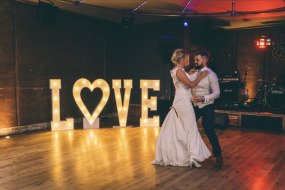 The Vintage Wedding Drive Light Up Letter Hire Profile 1