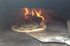 Simply Eat  Pizza Van Hire Profile 1