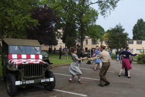 Jeep Jump Jive Dancers Profile 1