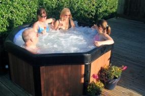 Hot Tub Party Hire Hot Tub Hire Profile 1