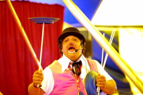 Peter Johnson Entertainments Children's Party Entertainers Profile 1