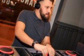 DJ Dan Green Mobile Disco Hire Profile 1