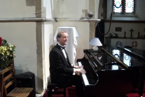 Julian Williams, Piano and Clarinet Band Hire Profile 1