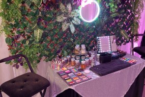 The Glitterati Glitter Bar  Glitter Bar Hire Profile 1