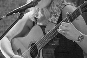 Hannah Marshall Music Acoustic Band Hire Profile 1