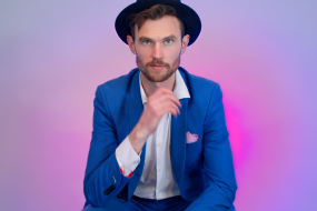 Richard Filby: Slick Tricks Wedding Entertainers for Hire Profile 1