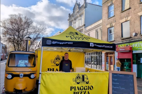 Piaggio Pizza Mobile Caterers Profile 1