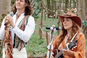 Boho Acoustic Band Hire Profile 1