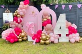 Laura Gooding Event Florist Flower Wall Hire Profile 1