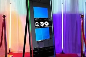 Glimmerbooth Photobooth Hire  Magic Mirror Hire Profile 1