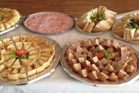 Julie's kitchen  Buffet Catering Profile 1