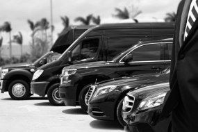 Executive Travel Hub Ltd Luxury Minibus Hire Profile 1