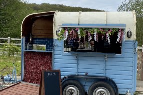 Izzy's Mobile Bar & Cafe Coffee Van Hire Profile 1