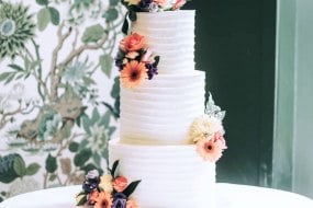 Danielle's Cakes Pershore Wedding Cakes Profile 1