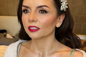 Deimante MUA Bridal Hair and Makeup Profile 1