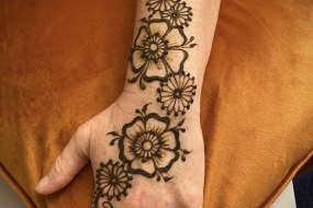 The Henna Parlour Body Art Hire Profile 1