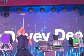 Davey Dee Entertainment  Magic Mirror Hire Profile 1