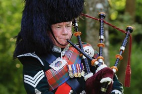 Robert Jordan Bagpiper Bagpipers for Hire Profile 1