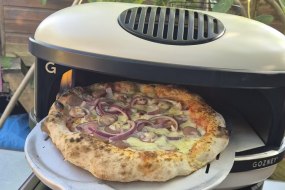 Harris’s Hogs and Pizza company Hire an Outdoor Caterer Profile 1