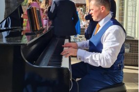 Chris Morris - Pianist Musician Hire Profile 1