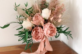 Elsie Rocks Artificial Flowers and Silk Flower Arrangements Profile 1