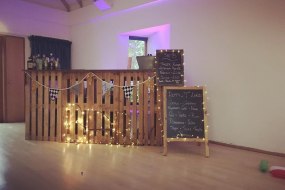Anscombe and Hay Bars Mobile Bar Hire Profile 1