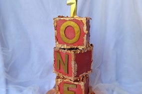 Rotating cake for one year anniversary