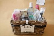 Bathroom hamper