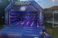 15ft x 15ft Disco with lights and speaker 