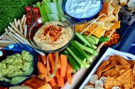 Crudités platter with Humous and tzatziki 