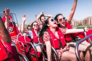 Enjoy a thrilling speedboat ride with friends