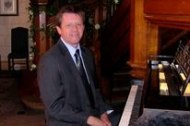 Stuart Collingwood - Professional Pianist / Vocalist        undefined Profile 1