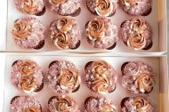 Rose gold glitter cupcakes 