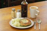 Laneys Pie & Mash