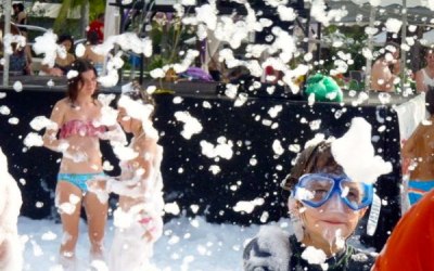 Foam pits and foam parties master blaster foam cannon