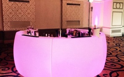 Pink Circular Bar