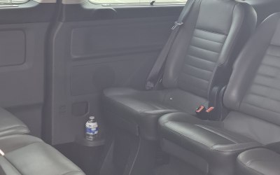 9 seater interior 