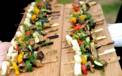 halloumi and veggie skewers