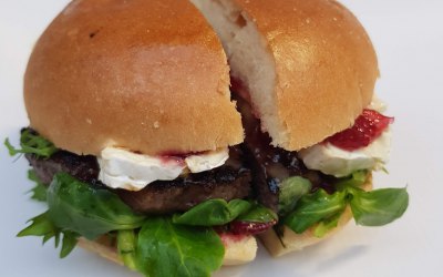 Cran-Brie Bacon 6oz Burger 