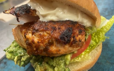 Piri piri breast burger, fresh guacamole, garlic aioli, homemade bun